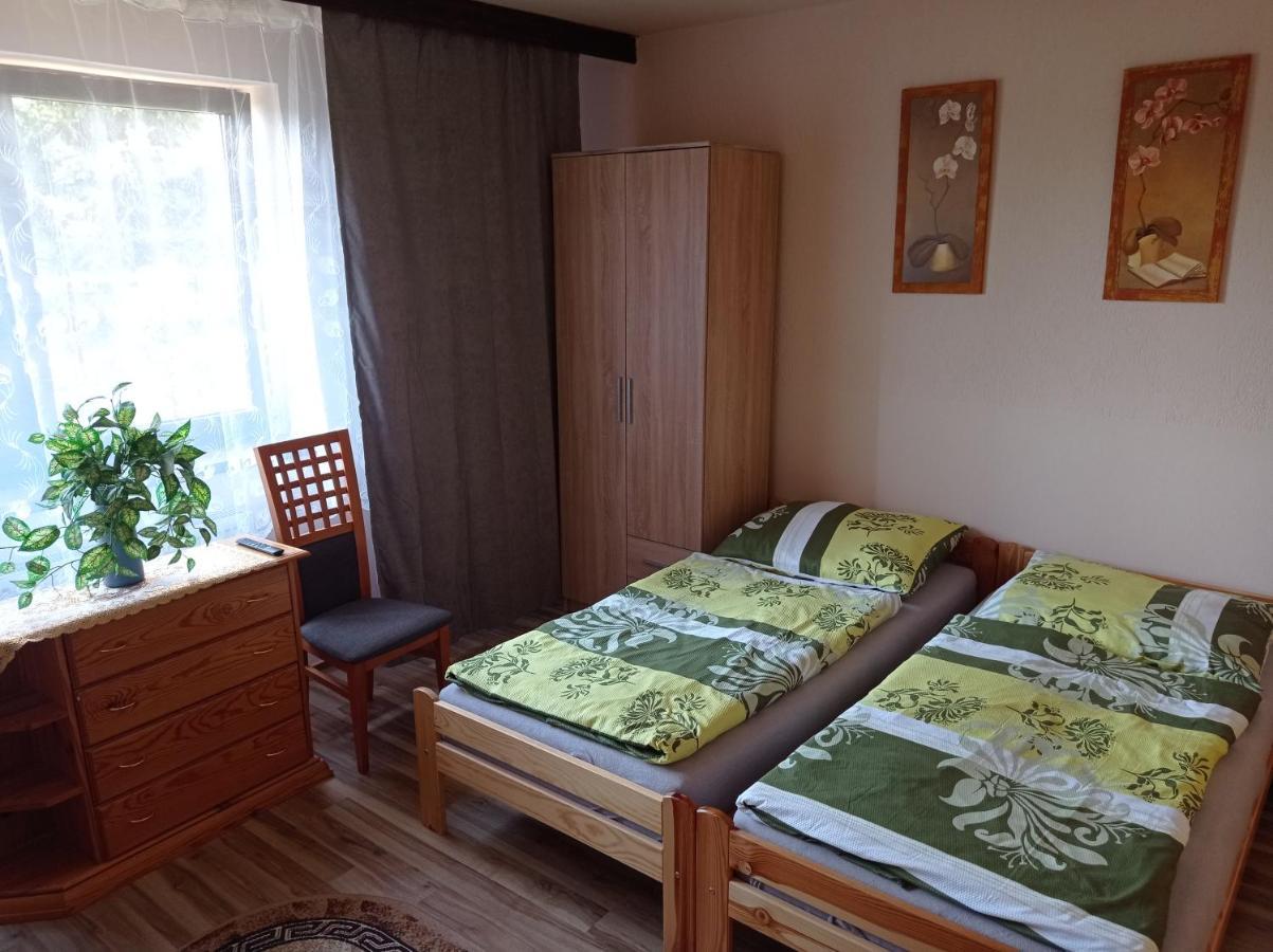 Penzión Sarka Hotel Strba Bagian luar foto