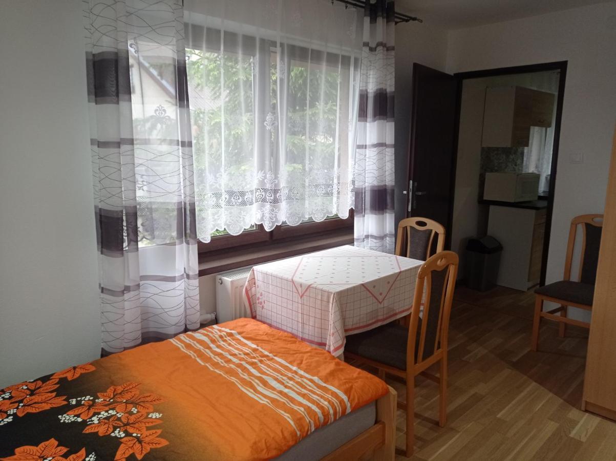 Penzión Sarka Hotel Strba Bagian luar foto